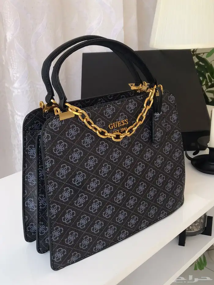 شنط ماركه درجه اولى 43