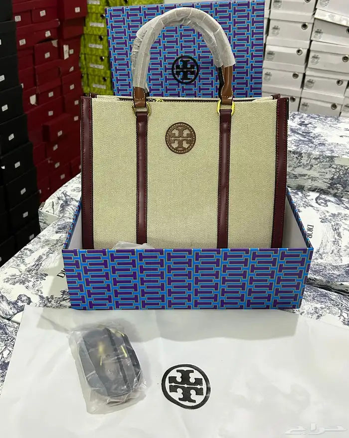 شنط ماركه درجه اولى 32