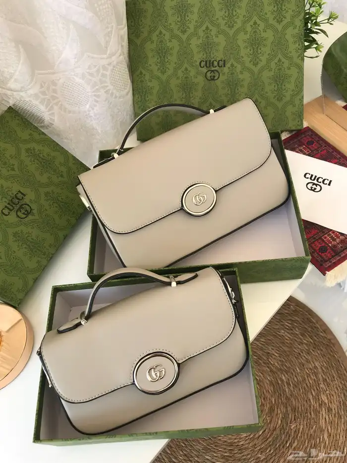 شنط ماركه درجه اولى 31