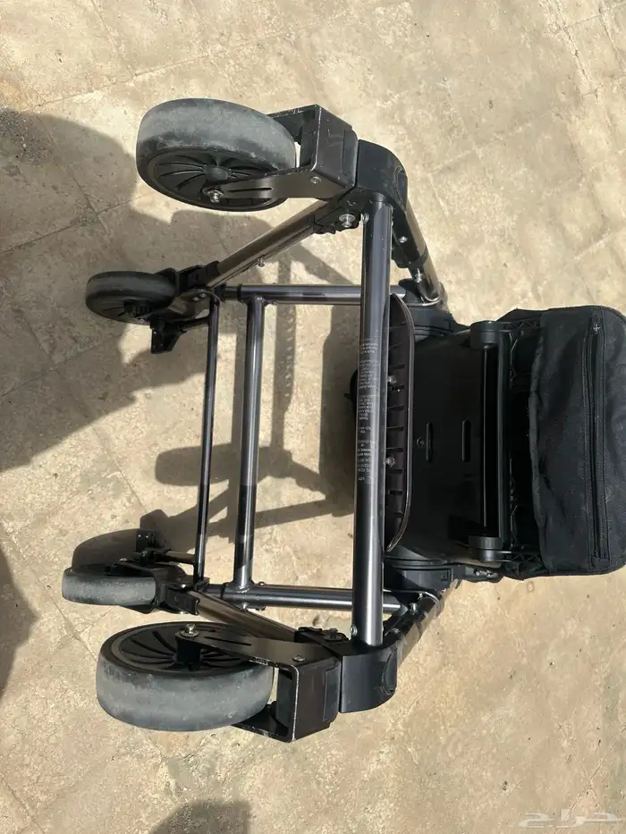 عربة أطفال 0