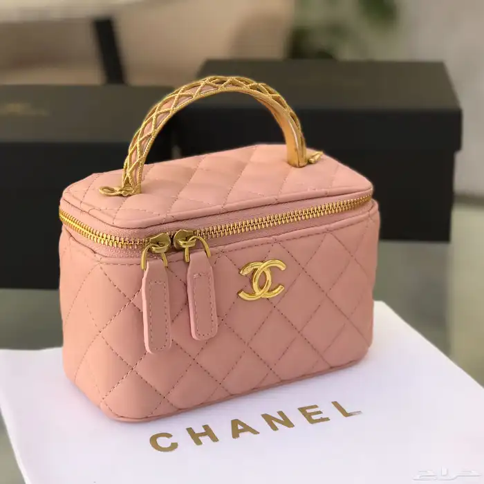 شنط ماركه درجه اولى 53