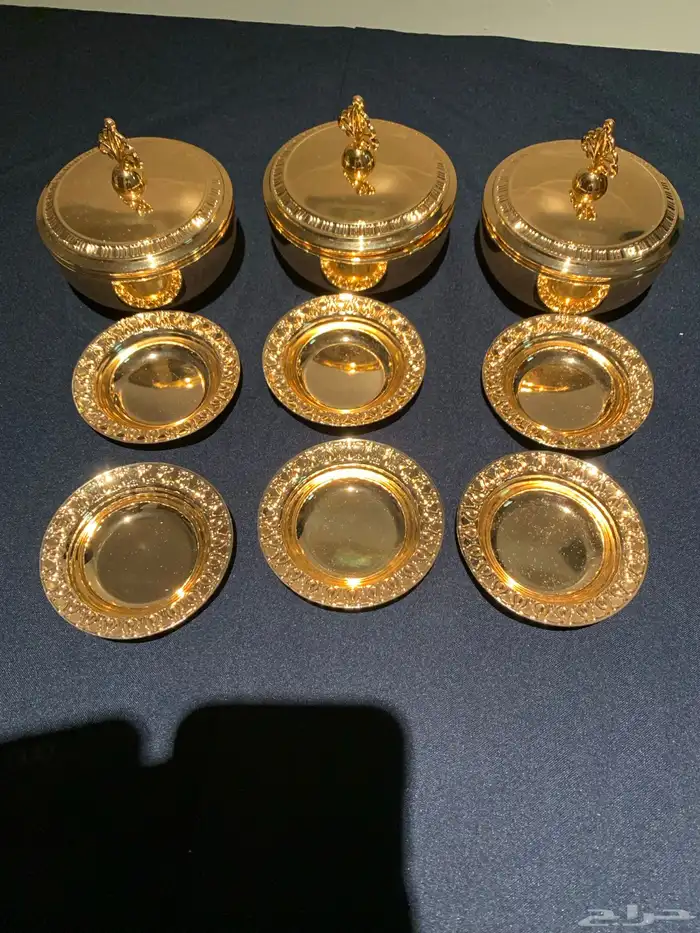 زبديات ذهبية جديدة للتمر مع صحون ذهبية جديدة للنوى 11