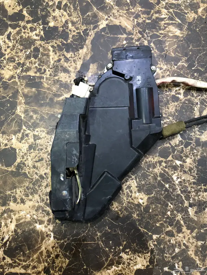 قطع غيار لكزس 5