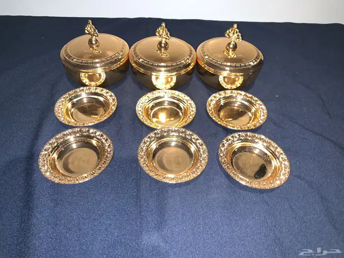 زبديات ذهبية جديدة للتمر مع صحون ذهبية جديدة للنوى 18