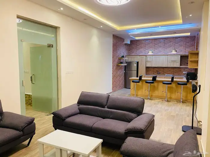 دور وملحق أرضي VIP 13