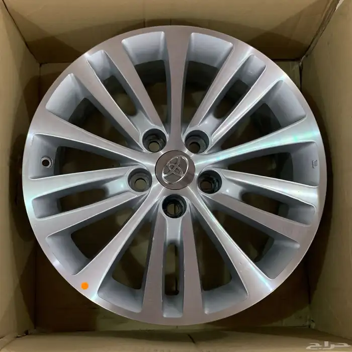 جنوط افالون 2015 مقاس 17 اصلي وكالة 0