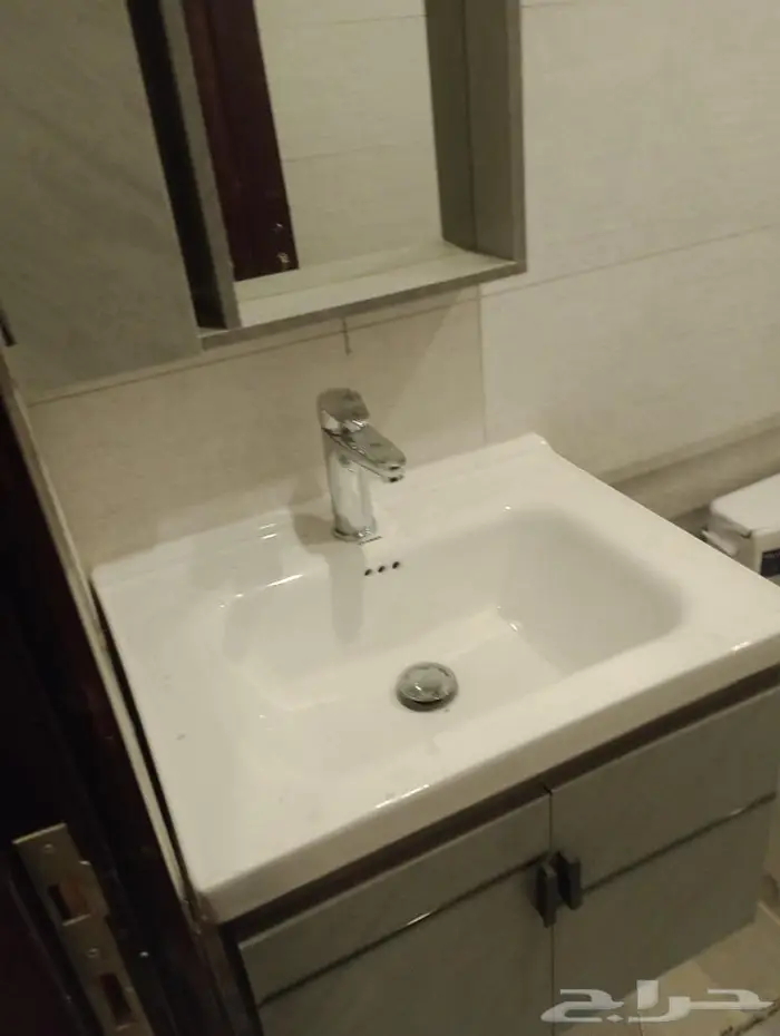 كهربائي سباك الدمام تاسيس وتشطيب هدم وترميم 4