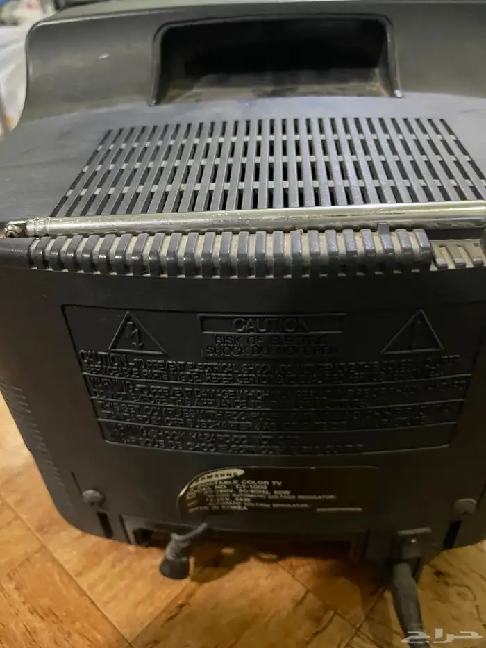 تلفزيون ملون سامسونج متنقل حجم 10 بوصة كوري أصلي 3