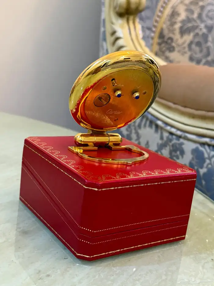 ساعة كارتير مطلية ذهب 2