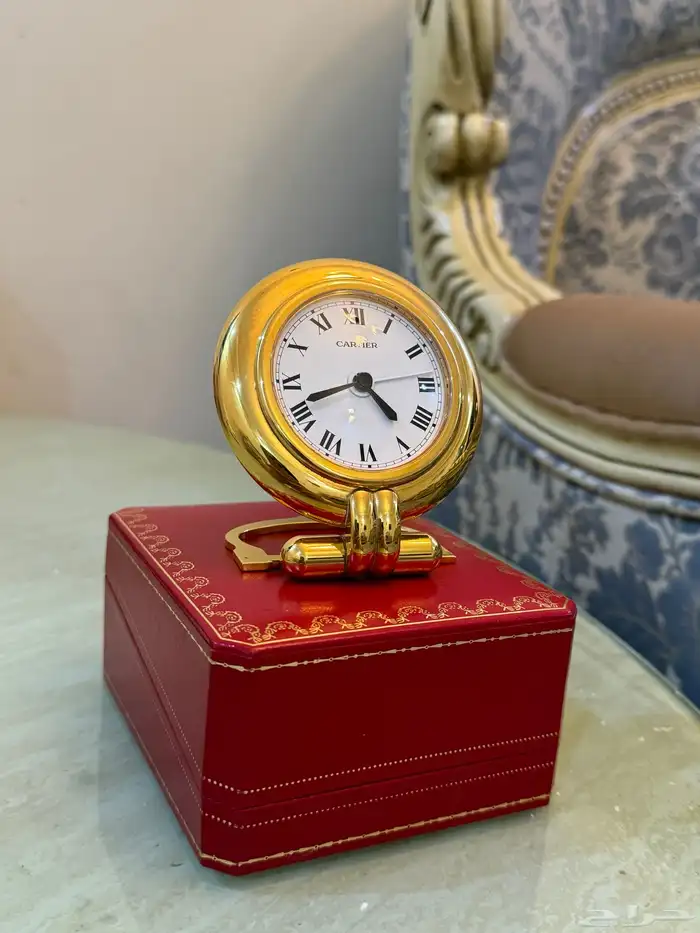 ساعة كارتير مطلية ذهب 1