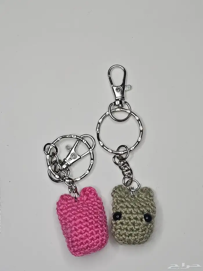 هدايا ميداليات تعليقة جوال تعليقة مدارس شنط كروشية 3