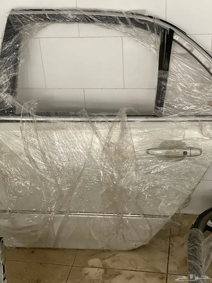 قطع غيار لكزس 4