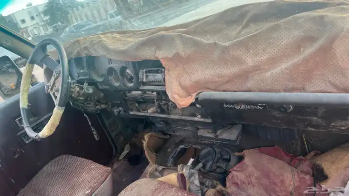 قطع جيب صالون من 97 وتحت بودي وداخليه وظفيره 28