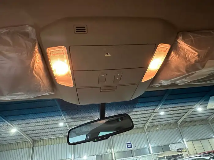 جيب سيكويا 2010 بحالة الوكالة تم البيع 25