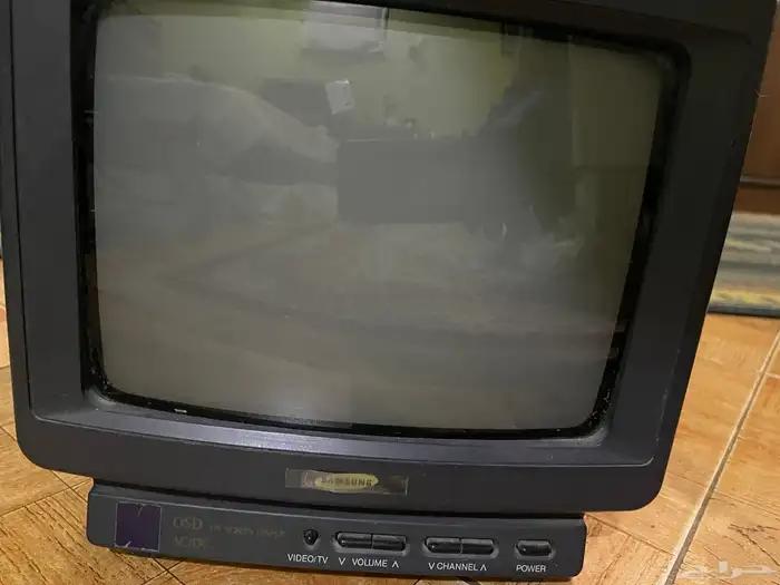 تلفزيون ملون سامسونج متنقل حجم 10 بوصة كوري أصلي 0