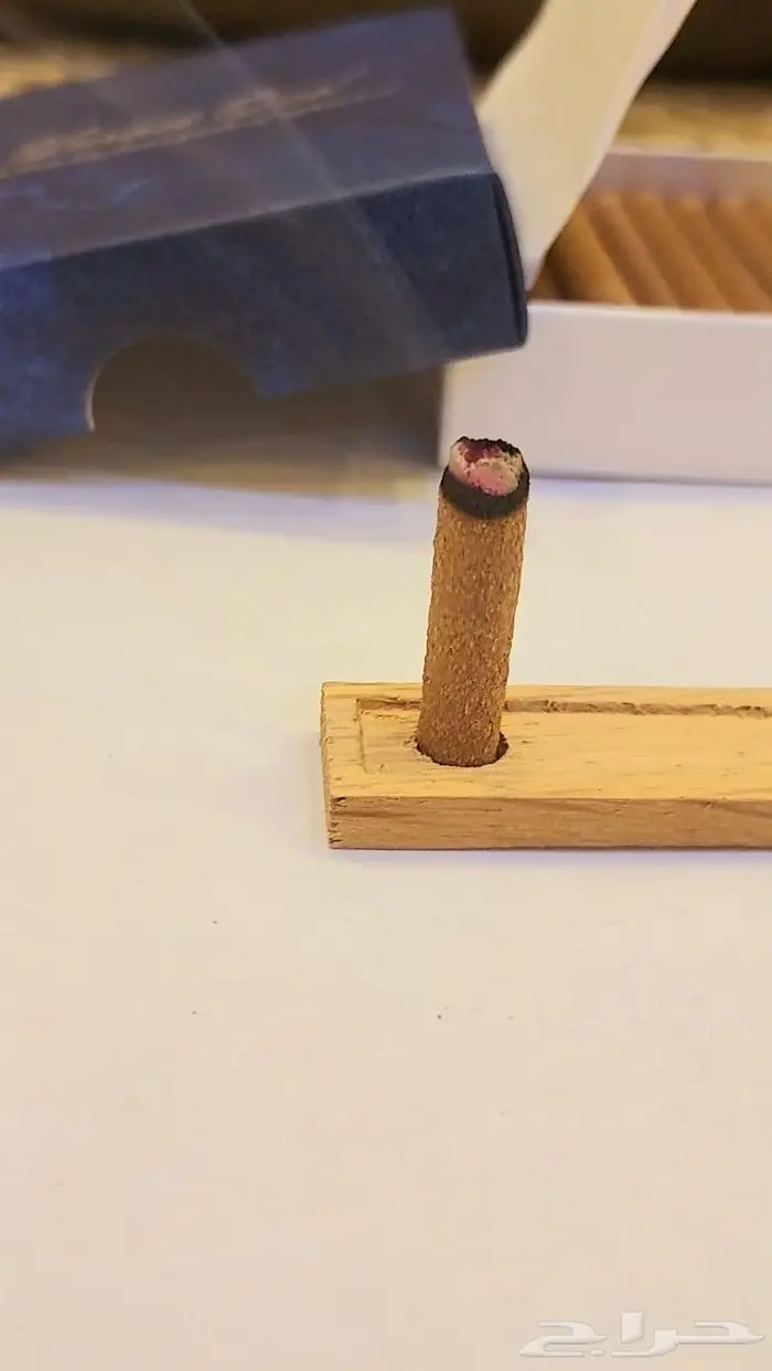 عرض على أعواد الند عود- بخور 2