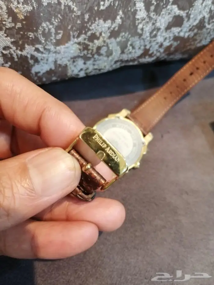 ساعة ماركة PHILIP ARDIAN للبيع 4