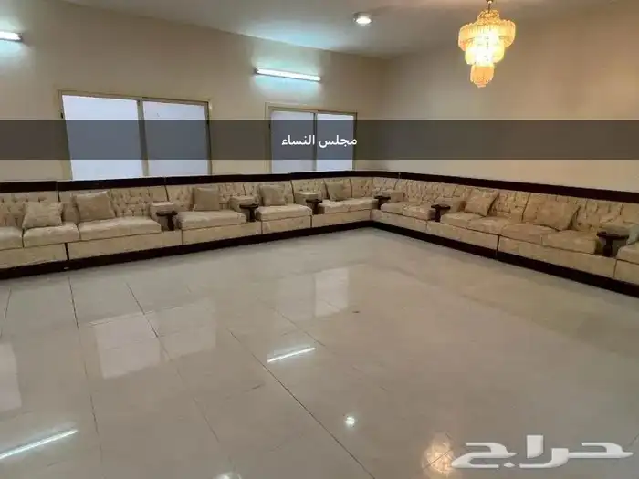 استراحة بملعب كرة قدم وكرة طائرة كبير فديراب 10