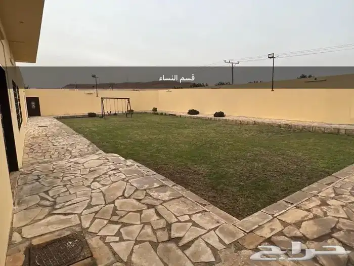 استراحة بملعب كرة قدم وكرة طائرة كبير فديراب 8