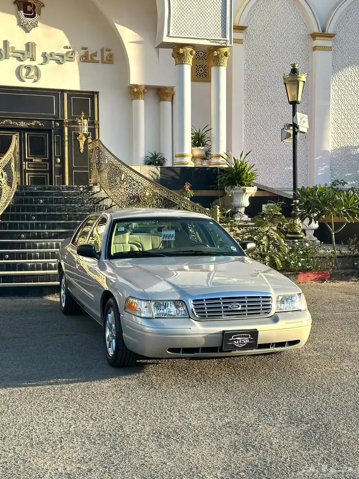 ( مباع ) فورد فكتوريا 2010 وكالة لهواة النظيف 4