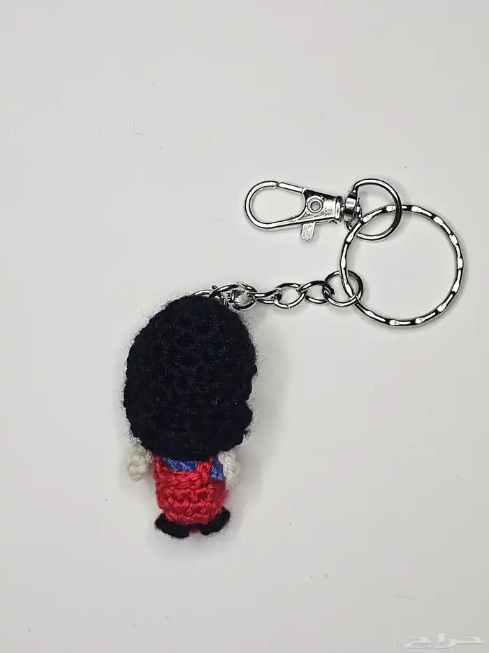 هدايا ميداليات تعليقة جوال تعليقة مدارس شنط كروشية 6