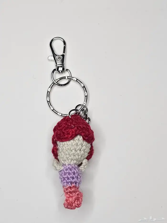 هدايا ميداليات تعليقة جوال تعليقة مدارس شنط كروشية 9