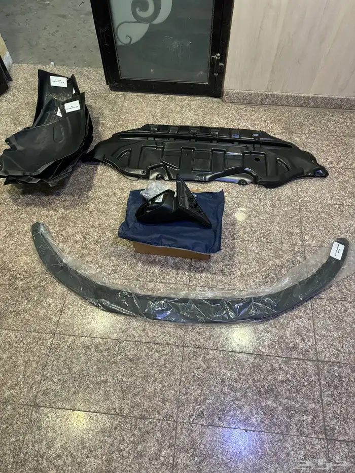 اغراض موستنج جديد ومستخدم 11