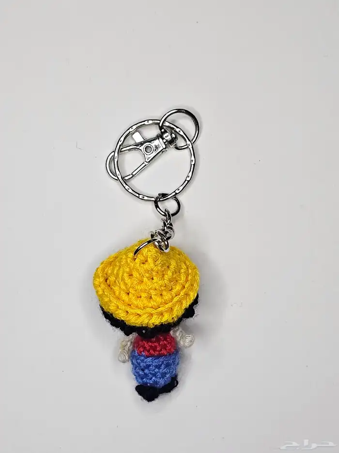 هدايا ميداليات تعليقة جوال تعليقة مدارس شنط كروشية 8