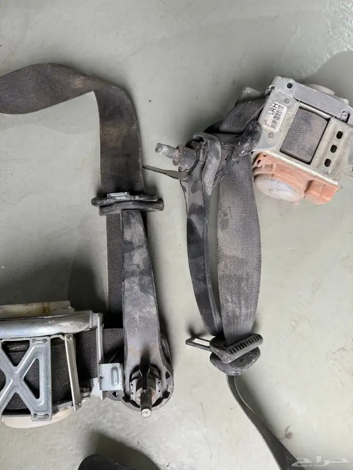 اغراض موستنج جديد ومستخدم 15