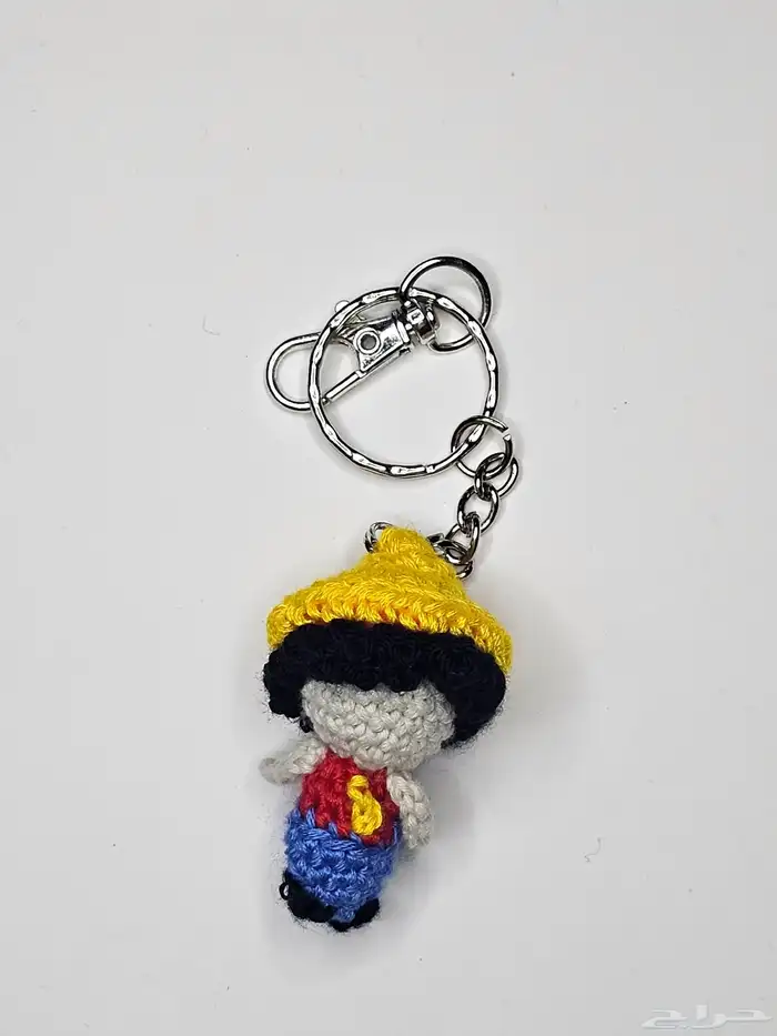 هدايا ميداليات تعليقة جوال تعليقة مدارس شنط كروشية 7