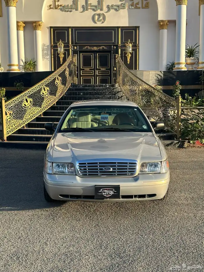 ( مباع ) فورد فكتوريا 2010 وكالة لهواة النظيف 5