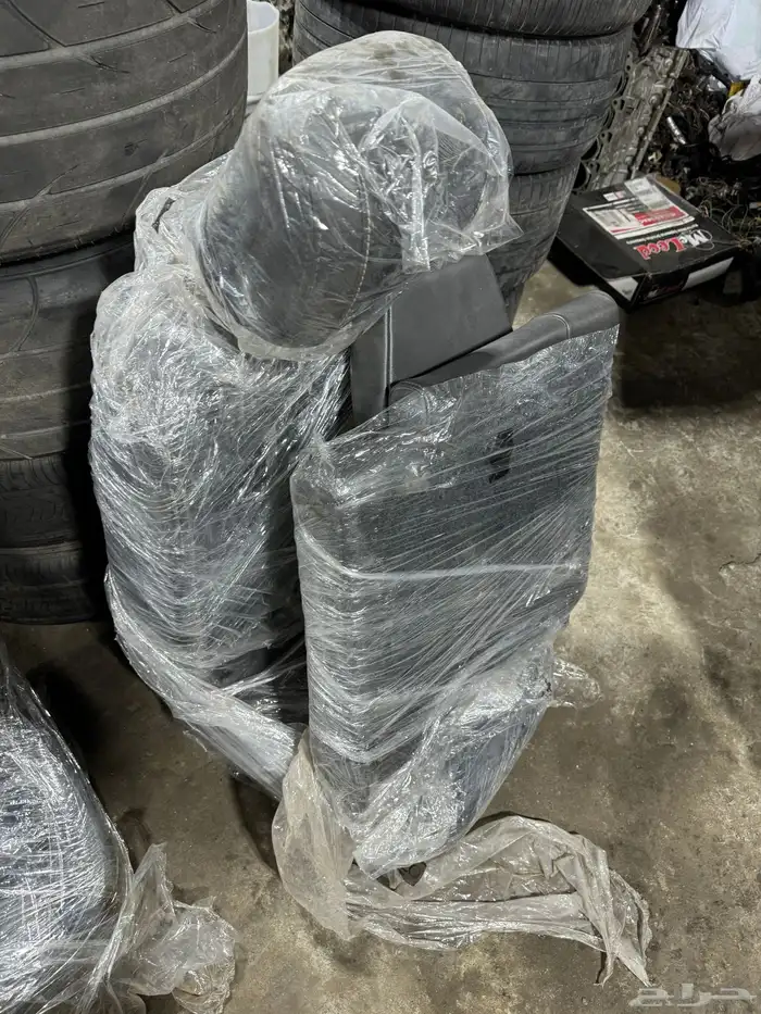 اغراض موستنج جديد ومستخدم 2