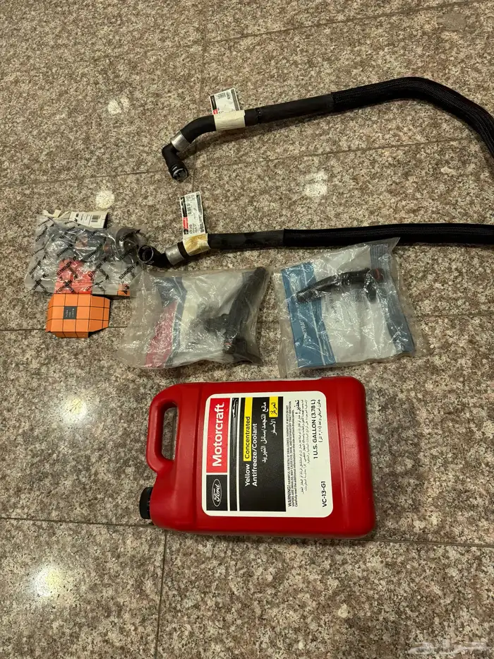 اغراض موستنج جديد ومستخدم 32