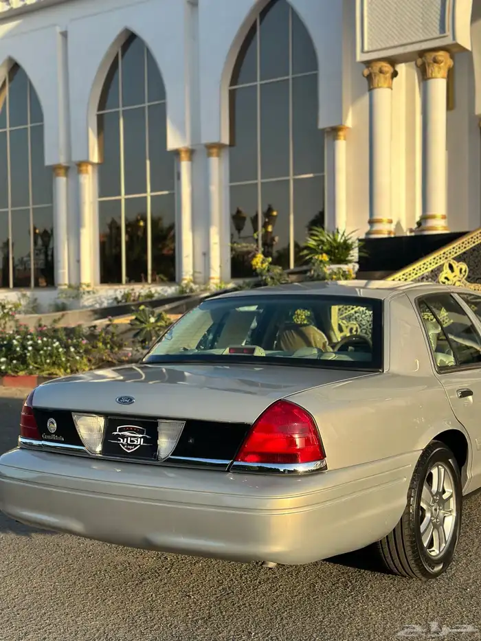 ( مباع ) فورد فكتوريا 2010 وكالة لهواة النظيف 23