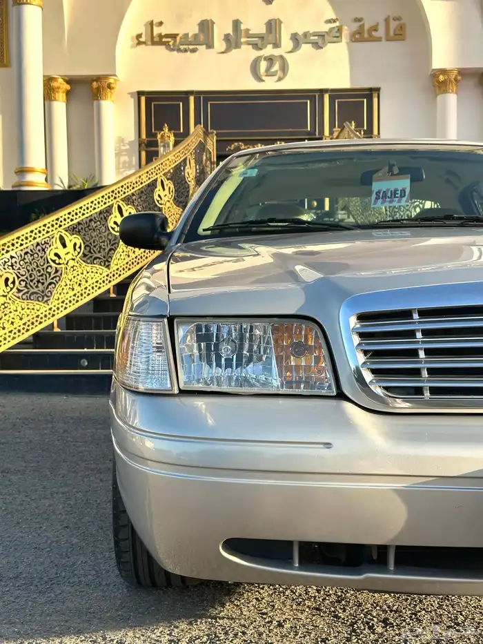 ( مباع ) فورد فكتوريا 2010 وكالة لهواة النظيف 7