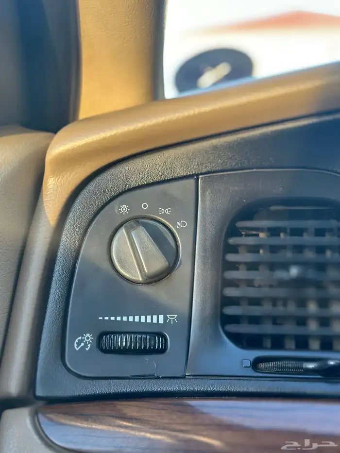 ( مباع ) فورد فكتوريا 2010 وكالة لهواة النظيف 51