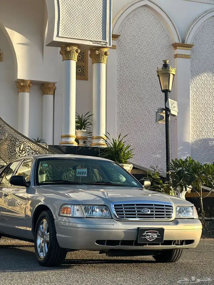 ( مباع ) فورد فكتوريا 2010 وكالة لهواة النظيف 2