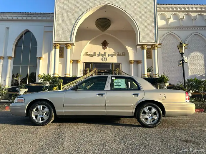 ( مباع ) فورد فكتوريا 2010 وكالة لهواة النظيف 11