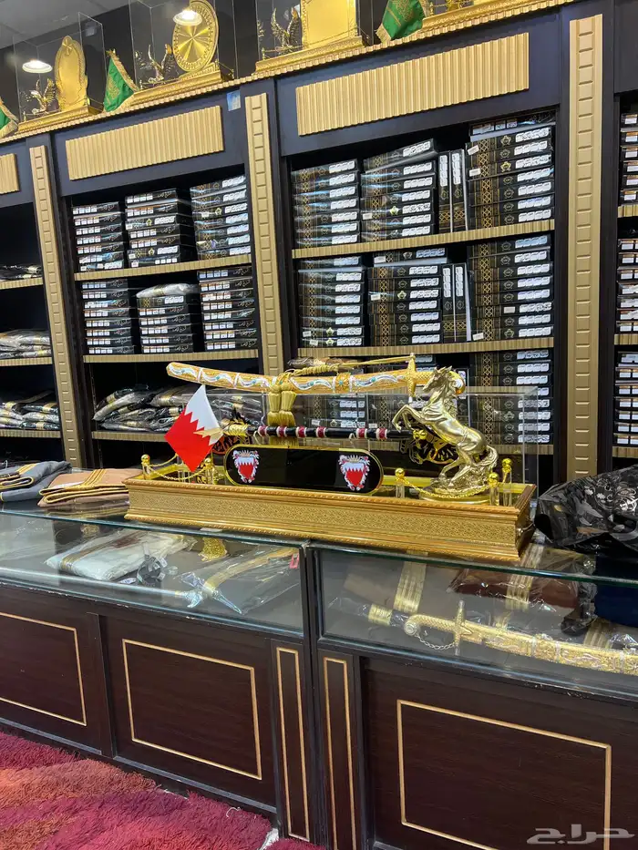 محل هدايا رجالية سيوف دروع هدايا سيوف هدايا تخرج 9