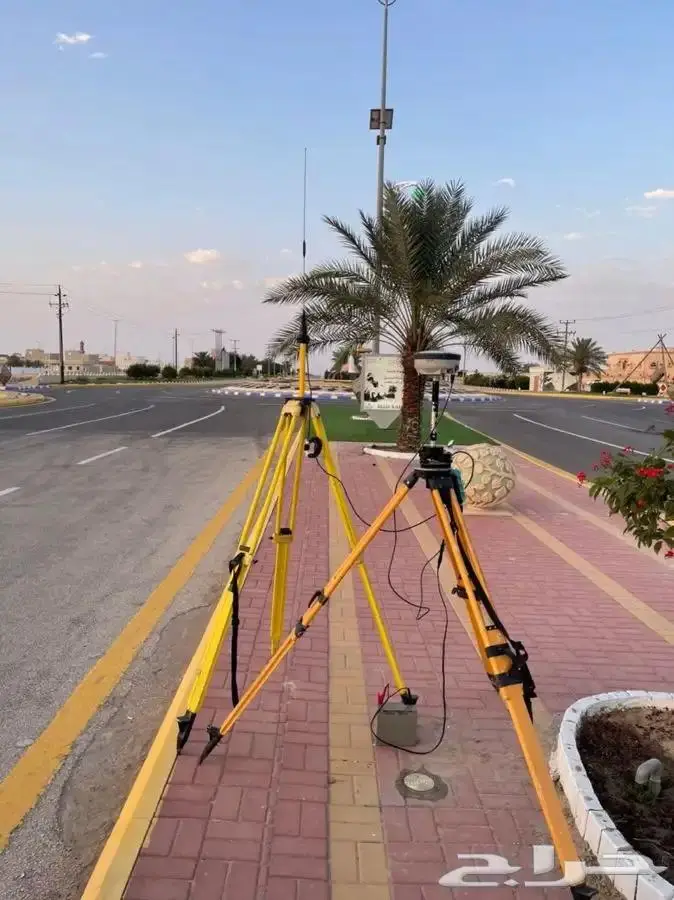 رفع مساحى وعمل الكروكيات وتحديث الصكوك وحساب الكميات 0