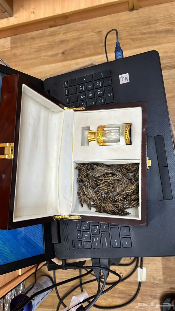 مباخر ملكية 1