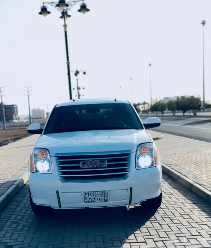 يوكن هايبرد ابيض 2008 4