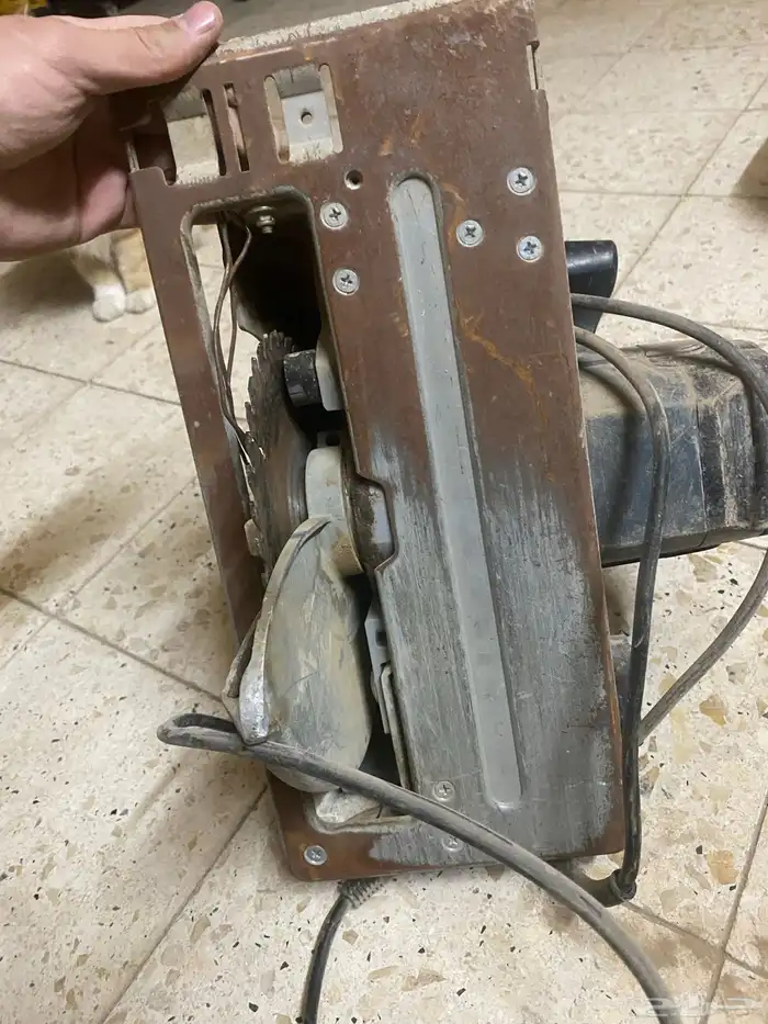 منشار كهربائي 3