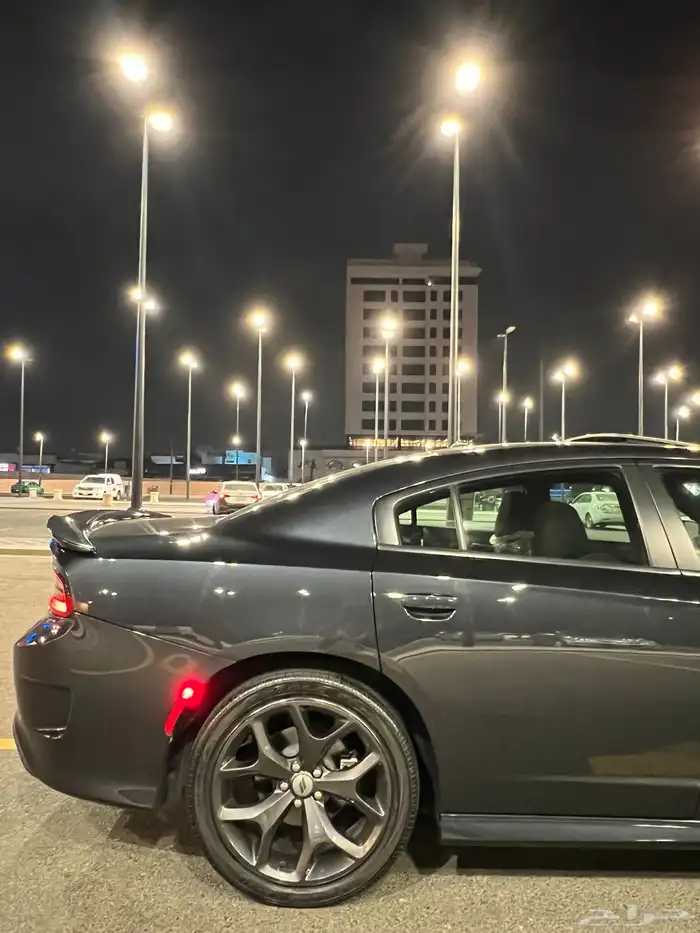 دوج تشارجر 9 1 0 2 بوضع الجديد( مخزنه ) ( تم البيع ) 3