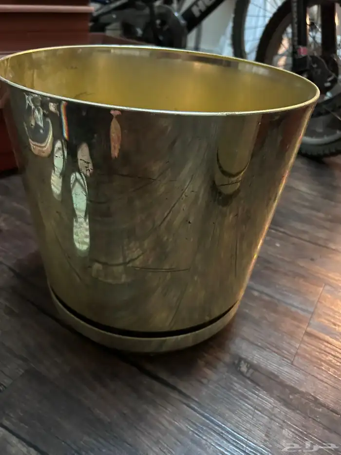 مركن ديكور ذهبي 2