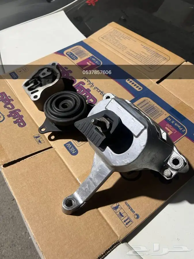 كراسي مكينة نيسان التيما - قطع نيسان اصلي 1