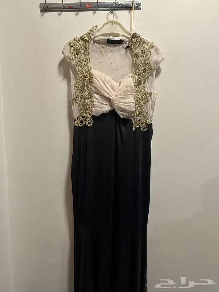 3فساتين للبيع 4