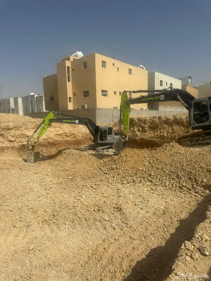 بوكلينات حفر وترحيل مؤسسه مدى بدران 5