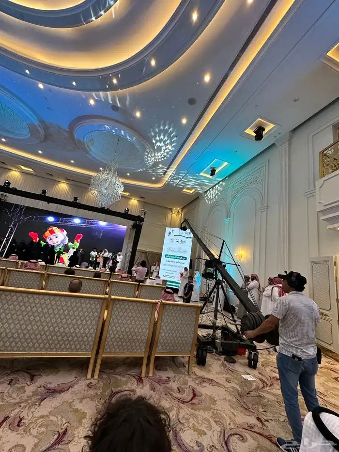 شاشات عملاقة و بث مباشر 3