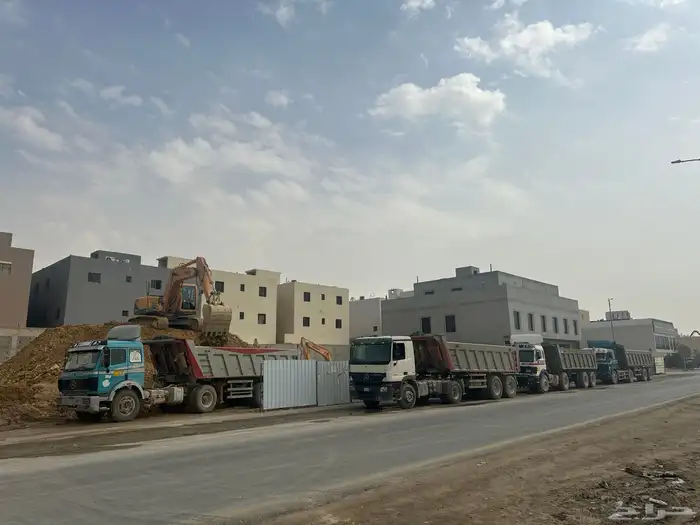 بوكلينات حفر وترحيل مؤسسه مدى بدران 3